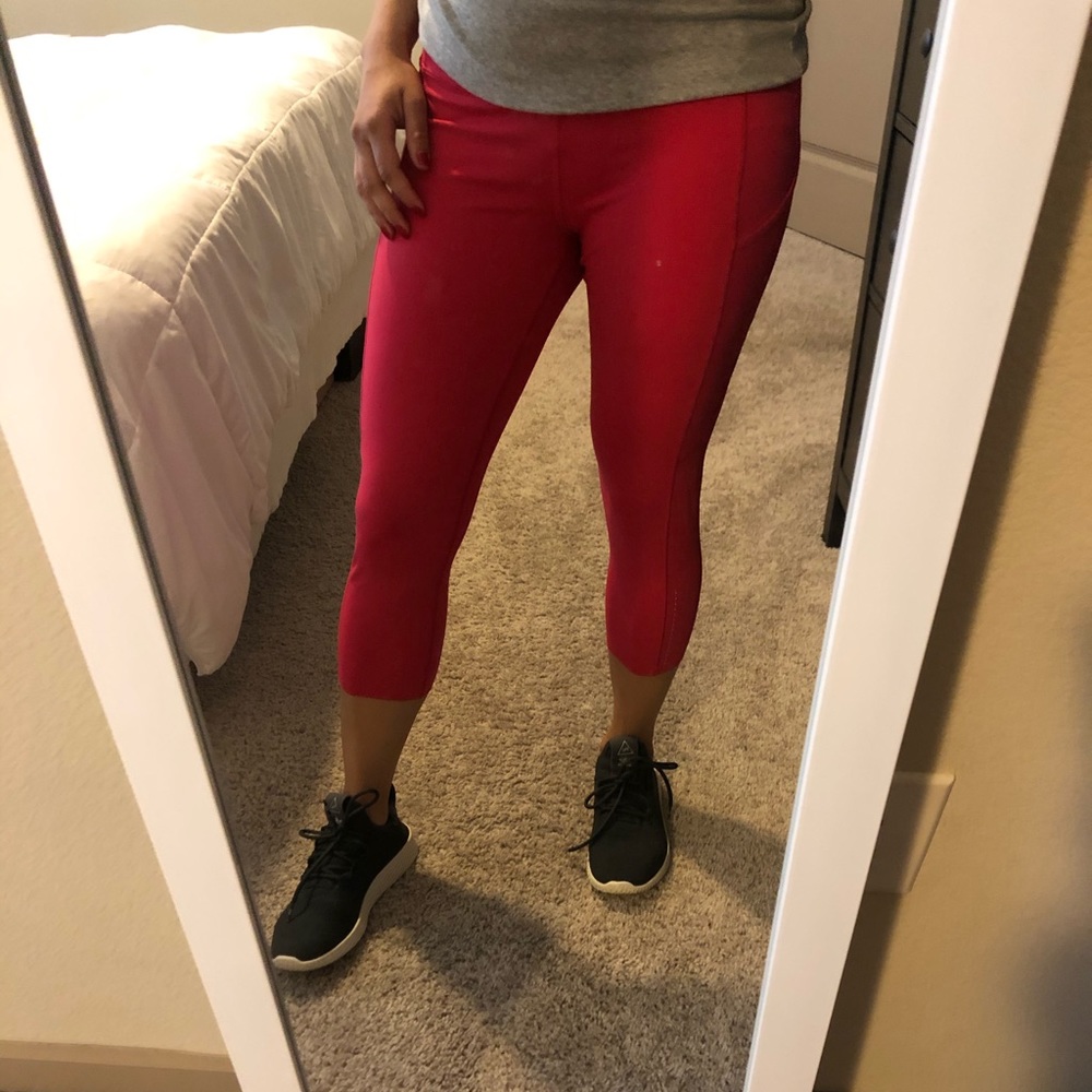 Lululemon Fast and Free pink crop leggings size 10